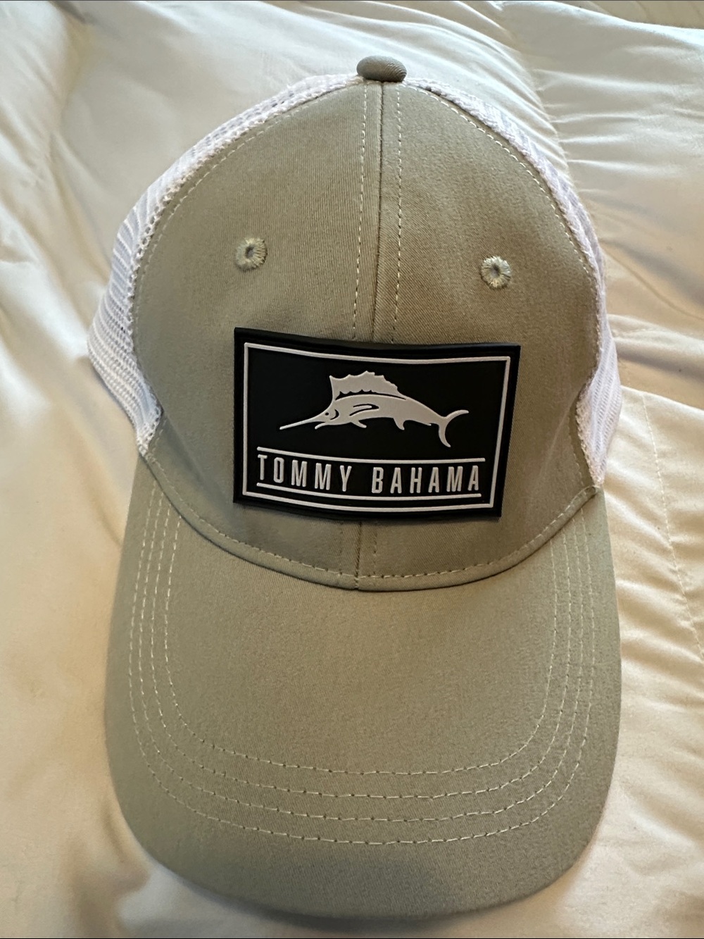Tommy Bahama - Picture 2 of 5